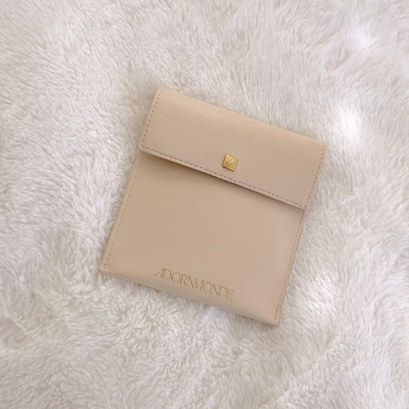 Adornmonde Coen Hoop Earrings - Picture 4 of 6